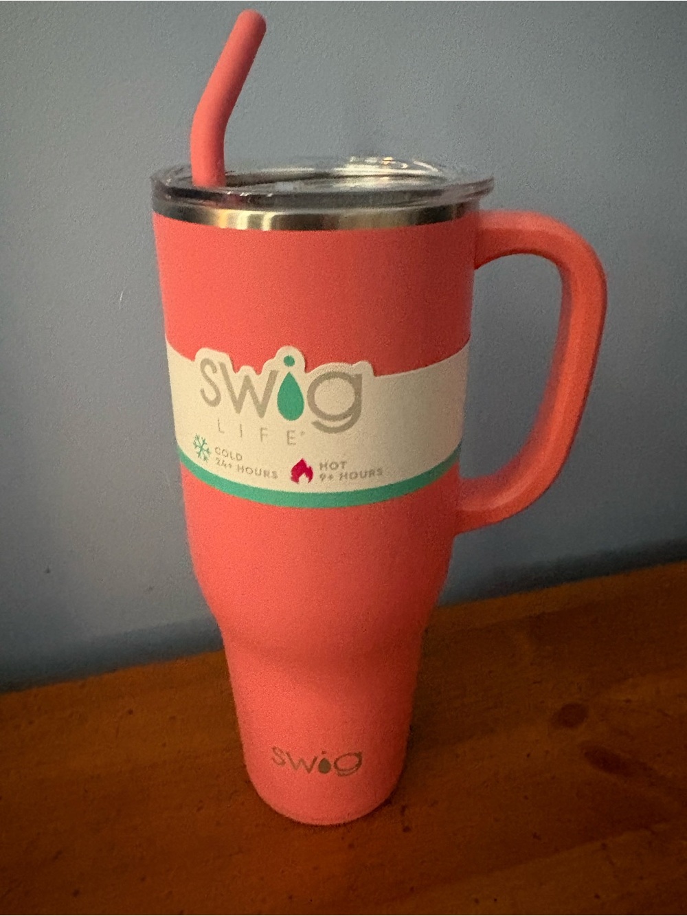 Swig Life Coral Pink 40 oz Insulated Travel Mug with Handle
